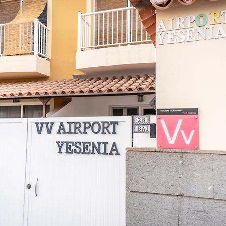 Апартаменти Yesenia Vv Airport El Matorral Екстер'єр фото